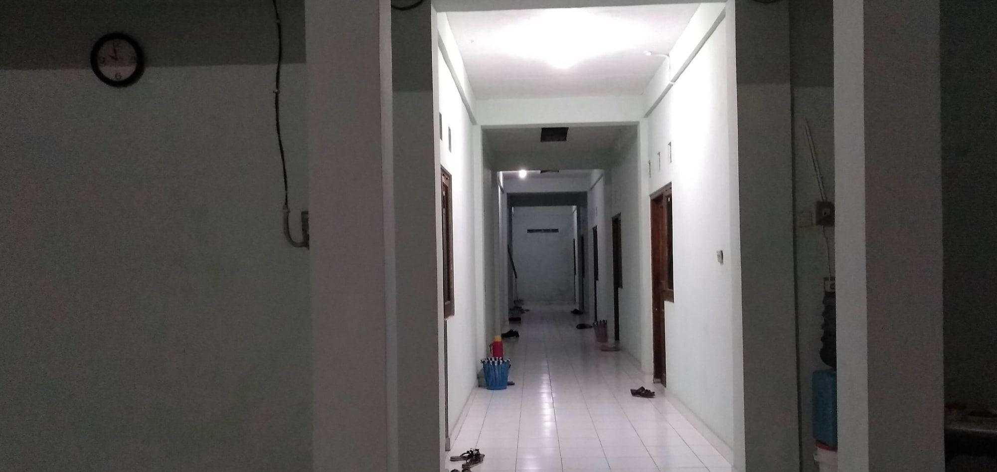 Spot On 93020 Rumah Singgah Ganjuran Bantul Exterior foto